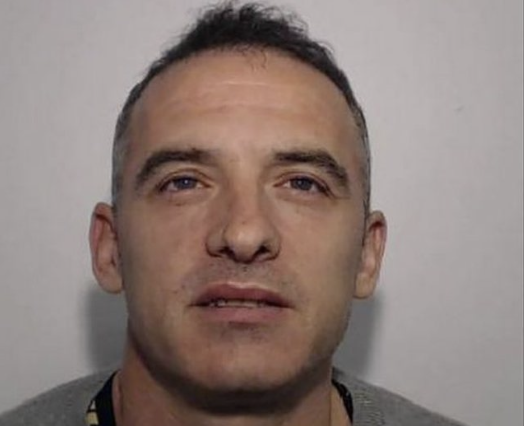 “Do ishte shkatërruese për djalin tim autik”, bosi shqiptar i drogës Toni Boboshi rrezikon të dëbohet nga Anglia
